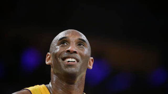 Loyal Chinese fans turn up for Kobe Bryant's last game 